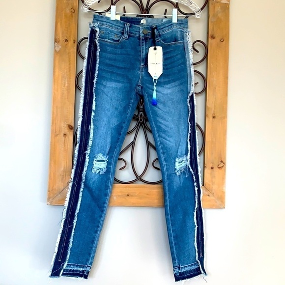 Banjara tuxedo raw hem ankle skinny jeans - Picture 3 of 11